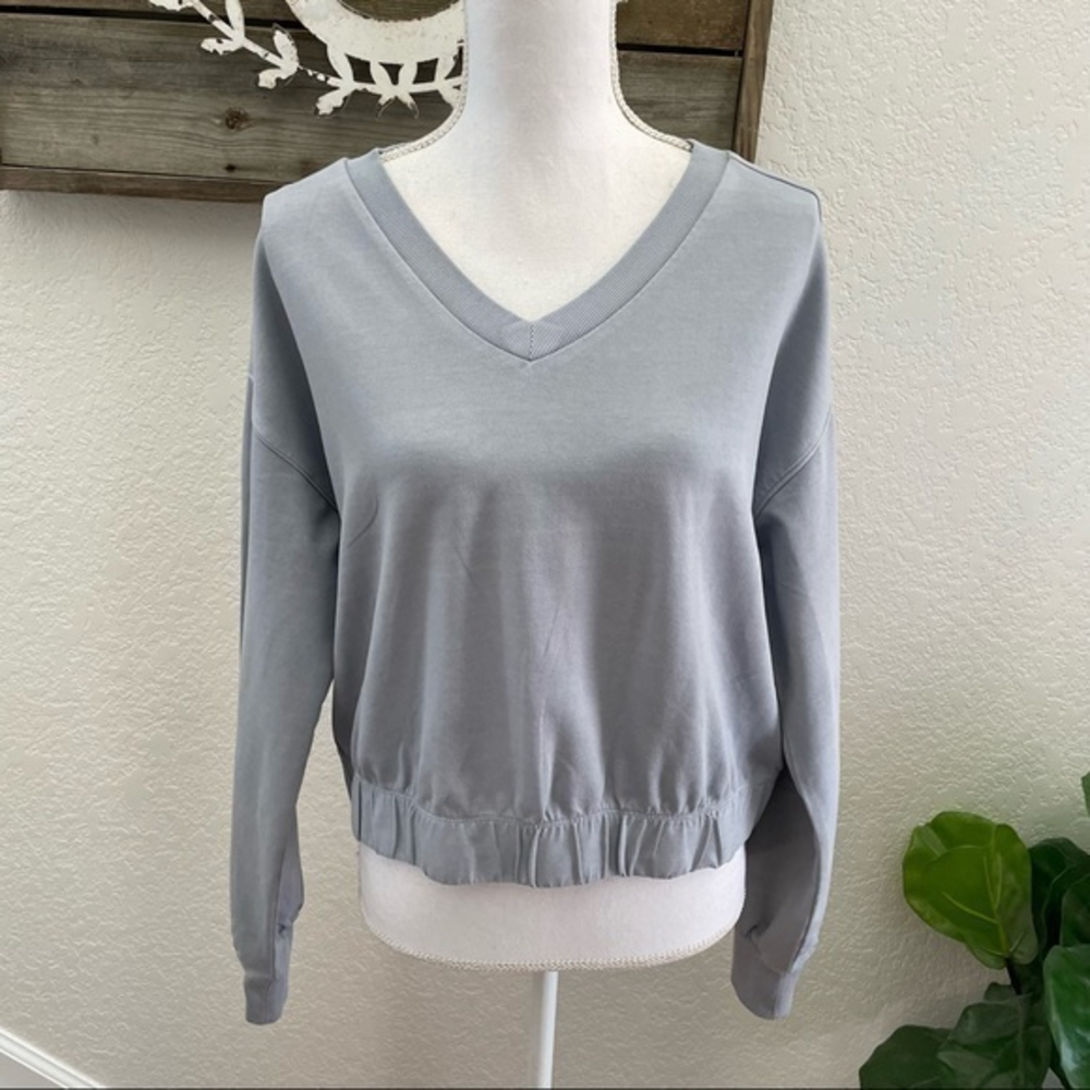 Z by Zella blue stretch organic cotton cropped pullover size M